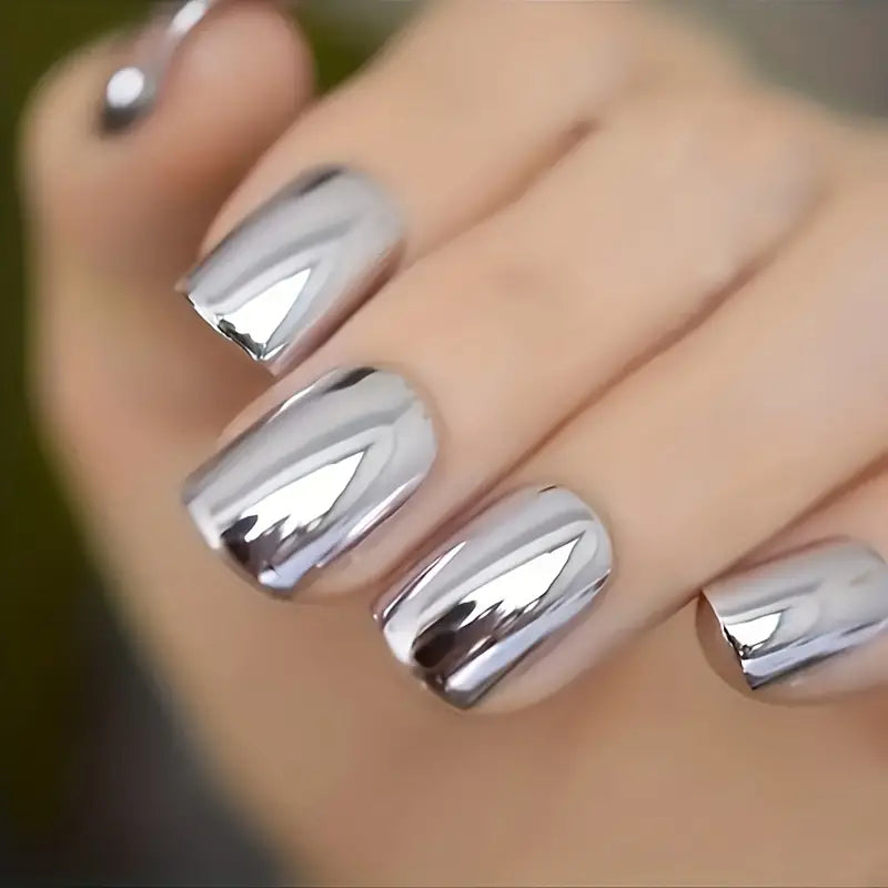 Golden Silvery Glossy Nails