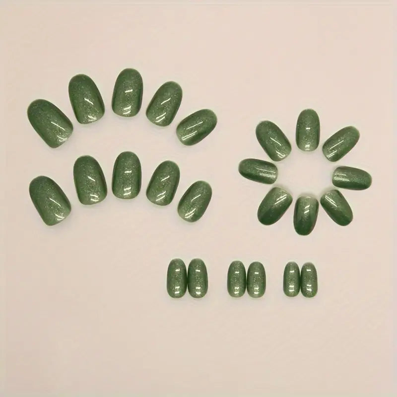 Green Artificial Nails With Jelly