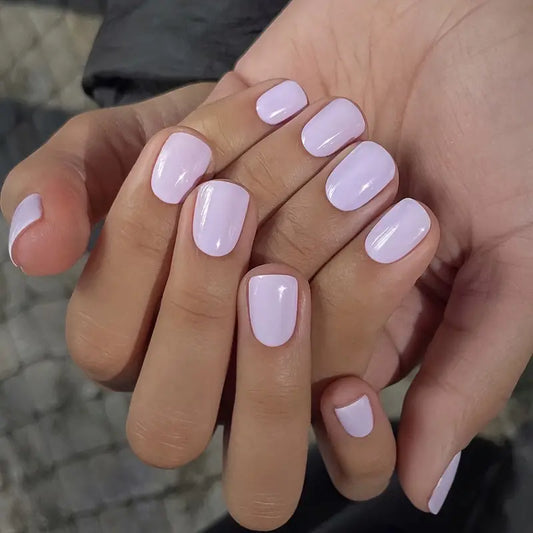 Minimalist Classical Light Pinkish Nails