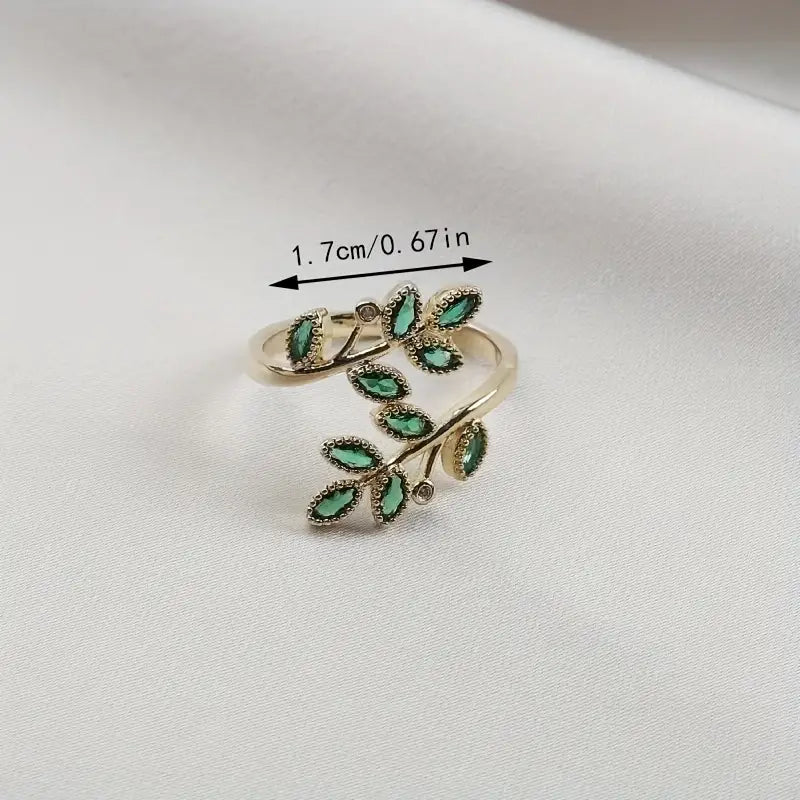 Elegant Leaf Design Zircon Ring