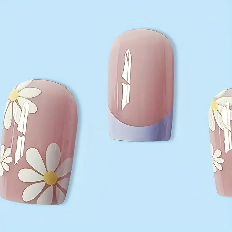 Short White Daisy Press On Nails