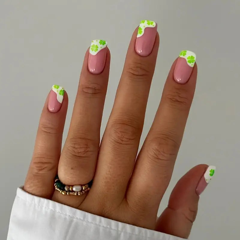 Glossy Patrick leaf Square Nails